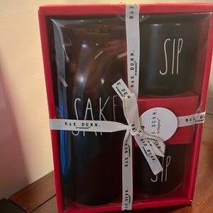 Rae Dunn Saki & sip set new